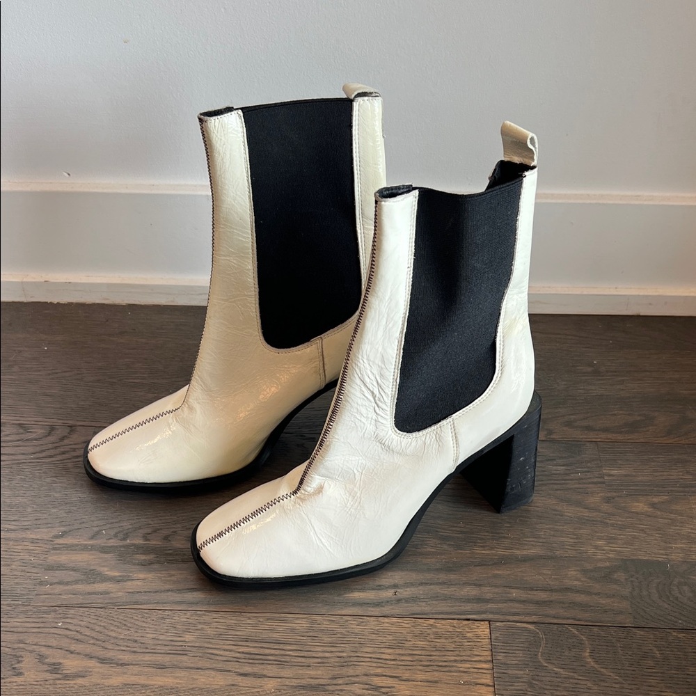 L'INTERVALLE Black and White Heeled Boots
